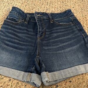 Time and Tru size 4 Jean shorts